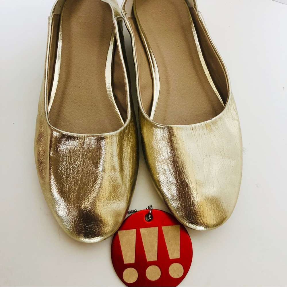 ASOS-Shiny flats. Perfect for work or play. - Picture 1 of 8